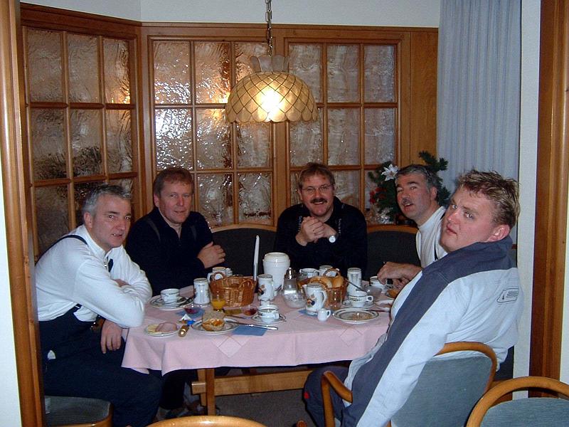 EC2005_0019.JPG